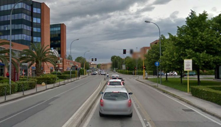 incidente morto reagazzo 16 anni via matteucci